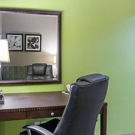 Quality Suites Sulphur Εξωτερικό φωτογραφία