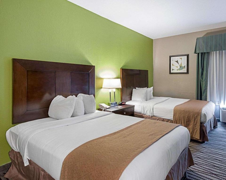 Quality Suites Sulphur Εξωτερικό φωτογραφία