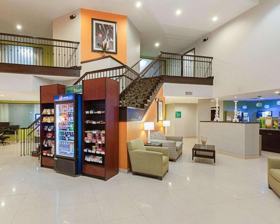 Quality Suites Sulphur Εξωτερικό φωτογραφία