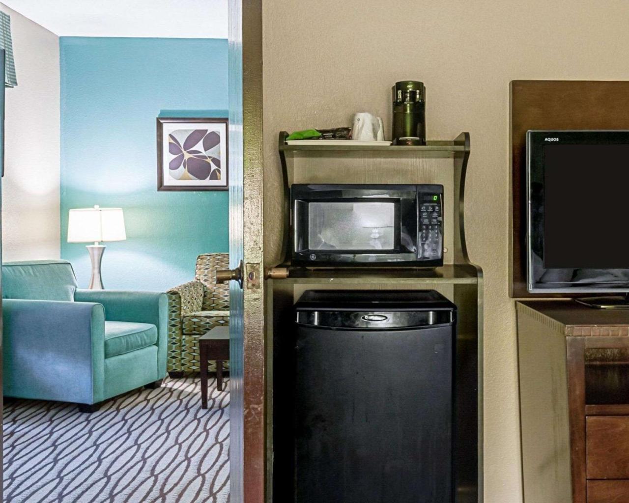 Quality Suites Sulphur Εξωτερικό φωτογραφία
