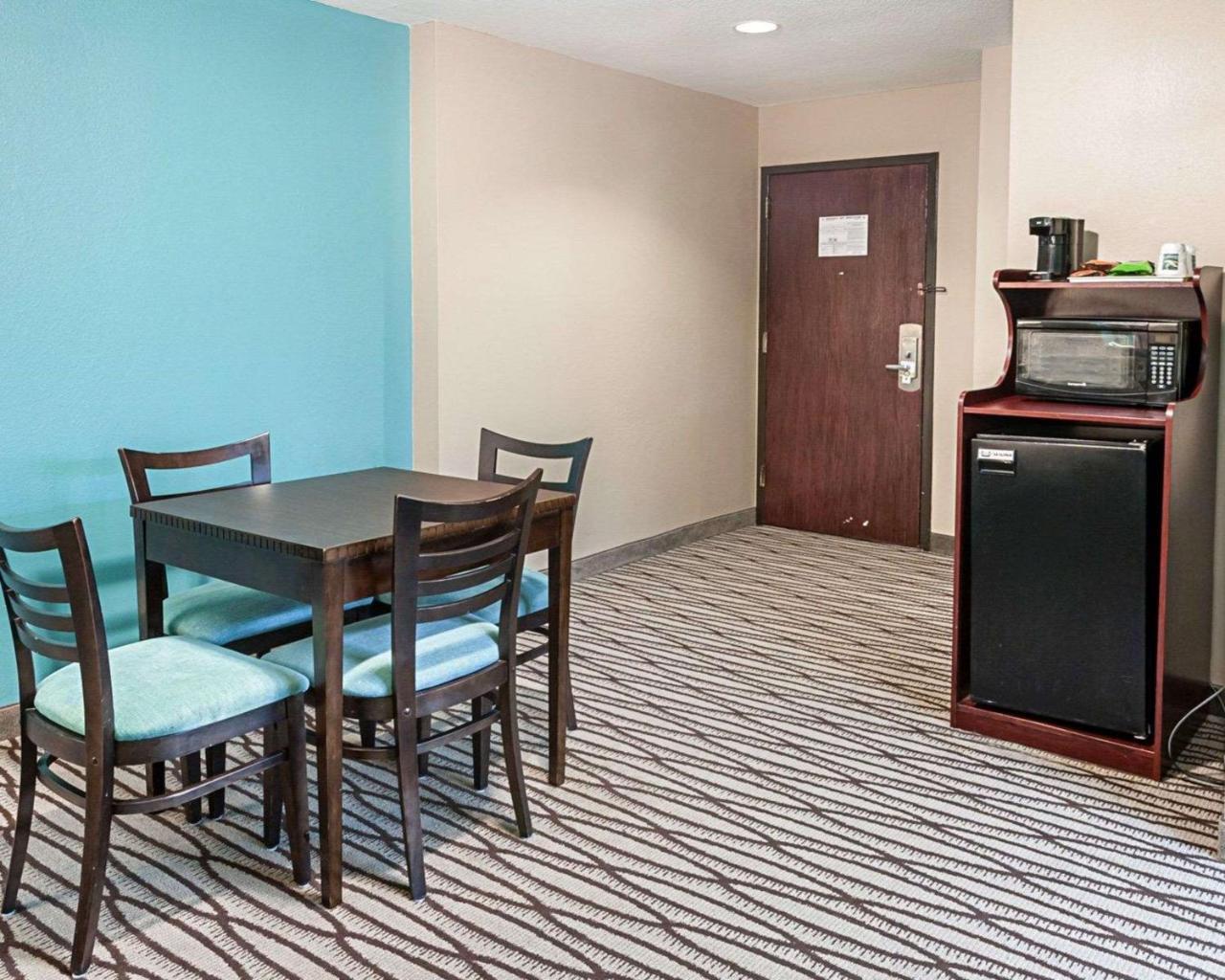 Quality Suites Sulphur Εξωτερικό φωτογραφία